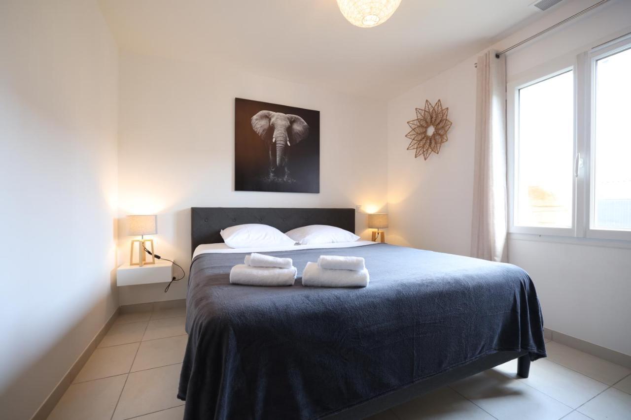 Superbe Villa Climatisee, Piscine, Jardin, Parking Le Plan-de-la-Tour Exterior foto